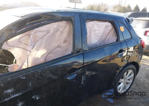 2014 Mitsubishi Outlander Sport Es z USA, uszkodzony, nr VIN 4A4AP3AU3EE013511